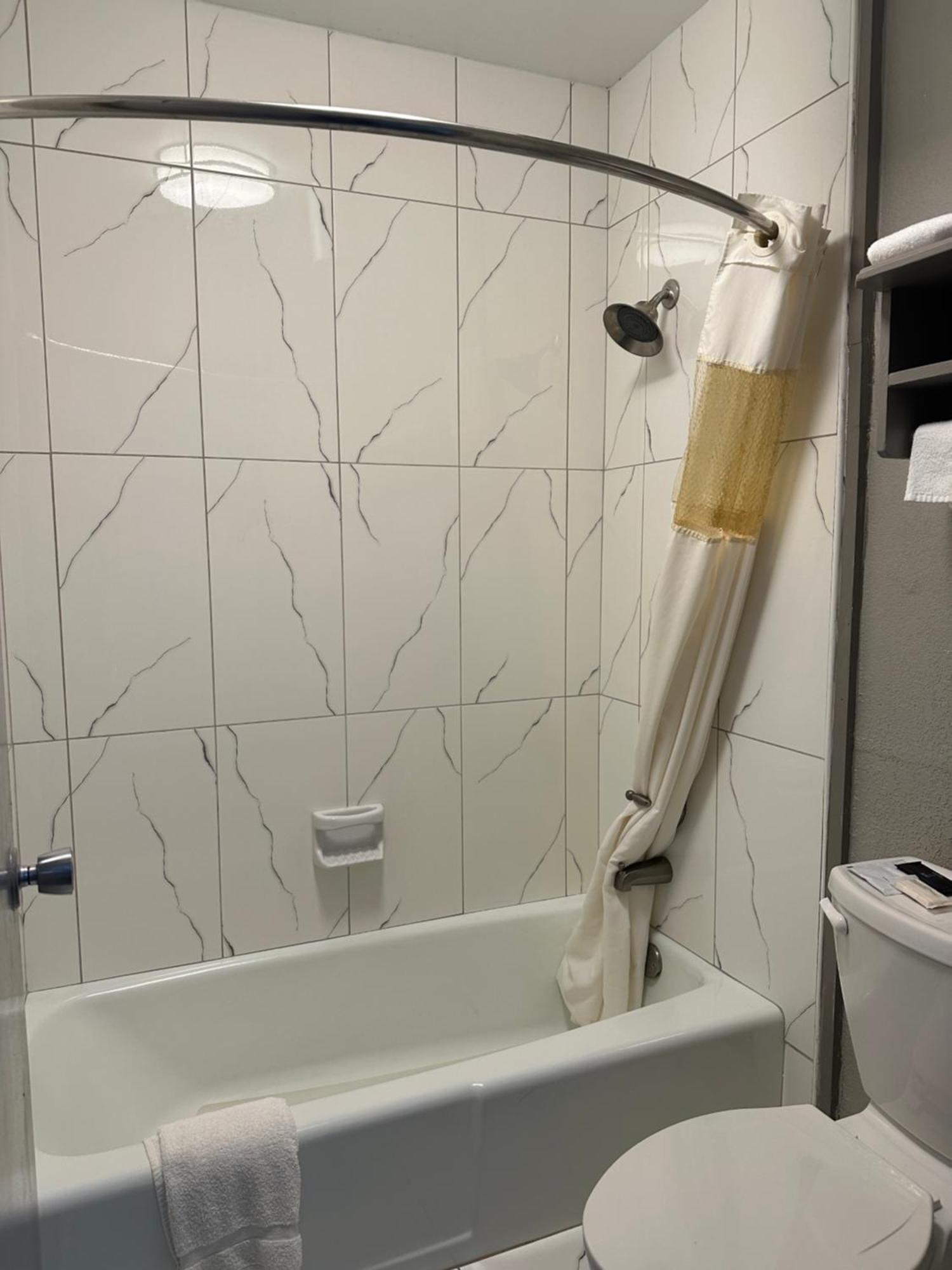 Executive Inn Locust Grove By Capital O מראה חיצוני תמונה