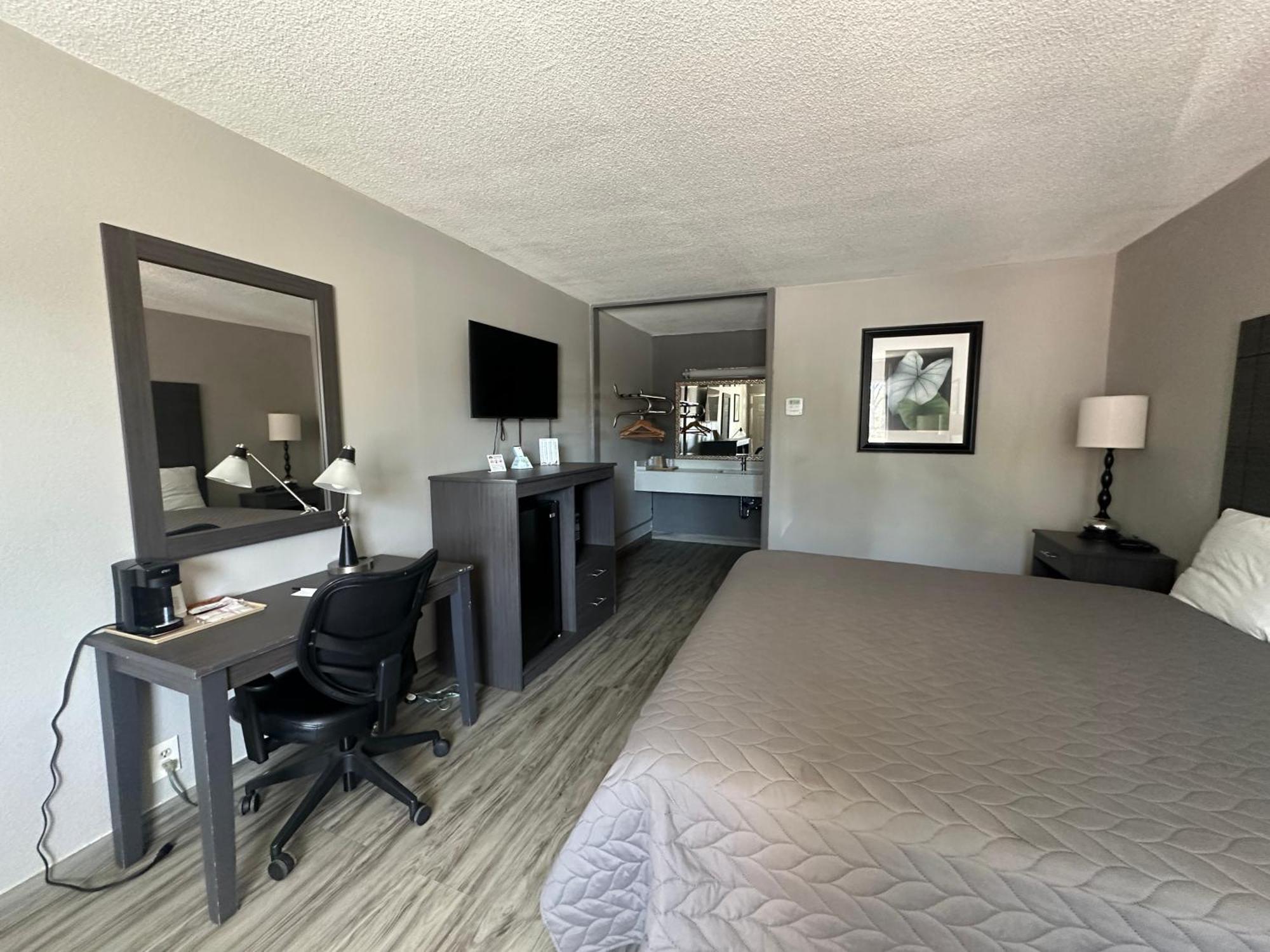 Executive Inn Locust Grove By Capital O מראה חיצוני תמונה