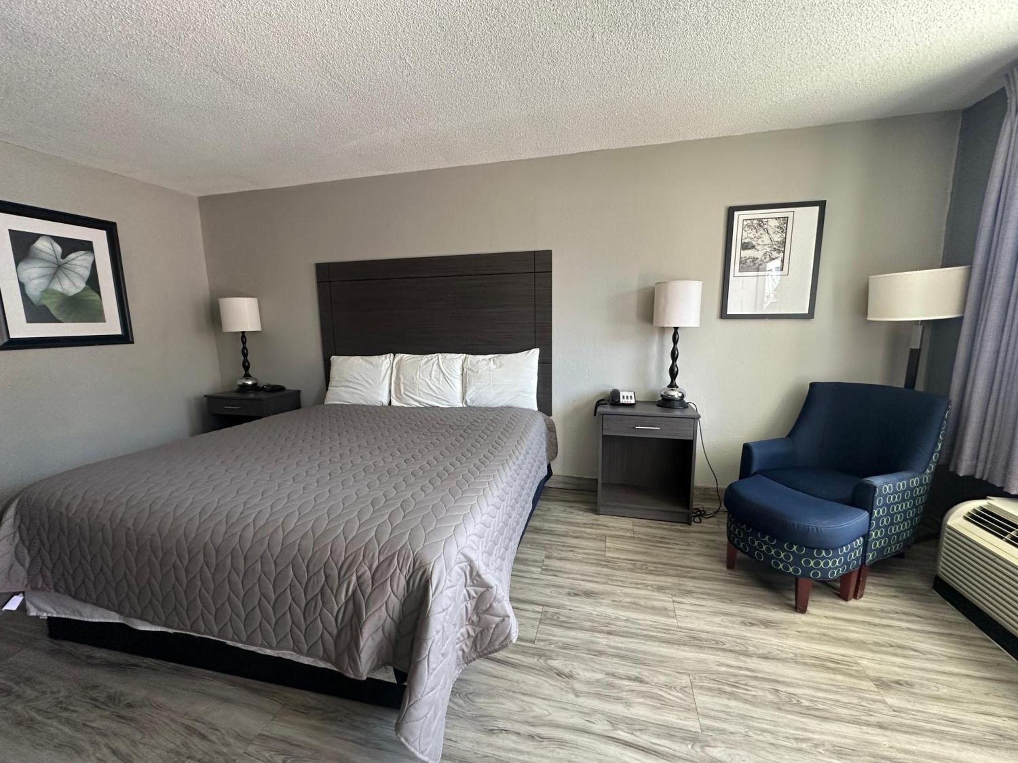 Executive Inn Locust Grove By Capital O מראה חיצוני תמונה